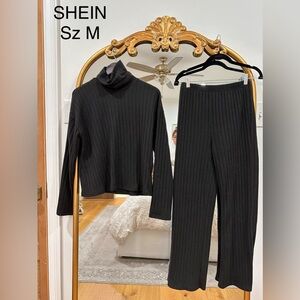 SHEIN Black Ribbed Knit Set Top & Bottom